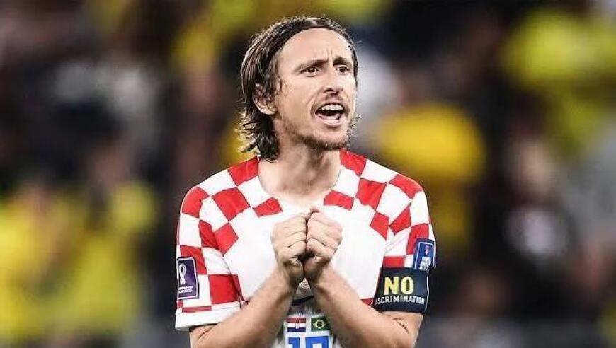 文胖：湖人被收购后，巴斯家族的每个子女都获得了9亿多美元