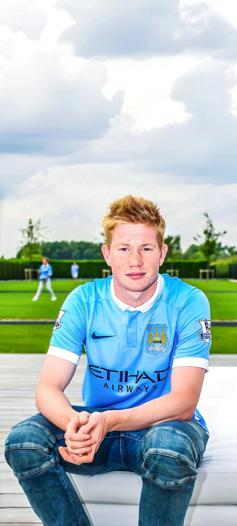 记者：吴少聪发烧，今日出席国安赛前发布会球员调整为张玉宁