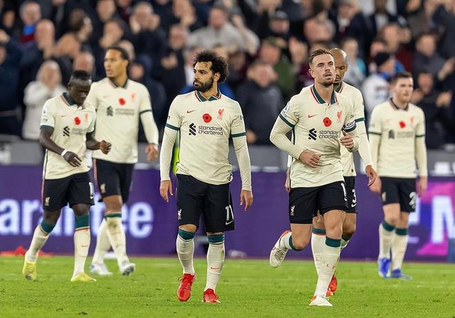 卡拉格：维尔茨倒地够不上点球，但国米球员拉拽球衣留下把柄