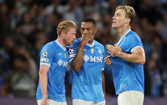 亚冠卡位生死战！布里兰主场无敌争出线，江原FC客场搏命追积分