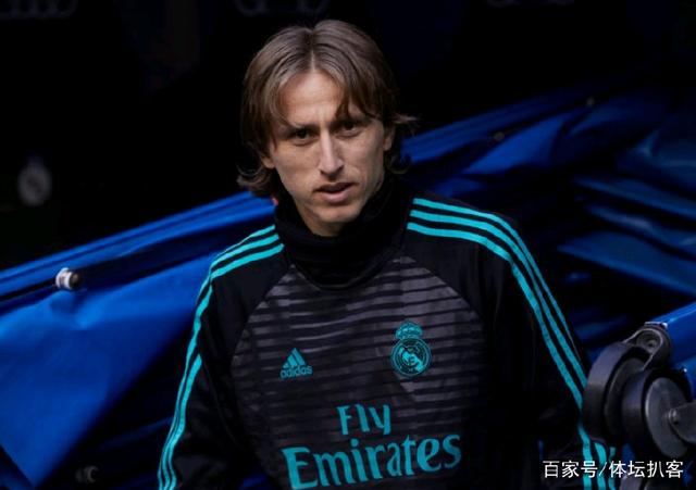 官方：30岁纽卡中场艾萨克-海登自由身离队